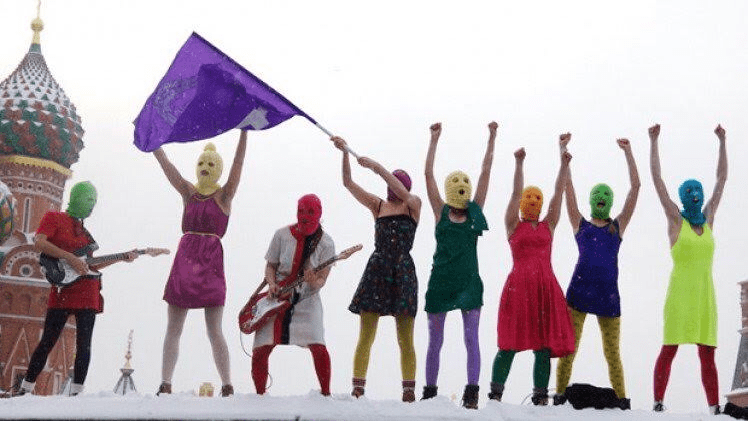 Maria Alyokhina’s Riot Days: Of protests, prisons, and the time Putin peed his&nbsp;pants